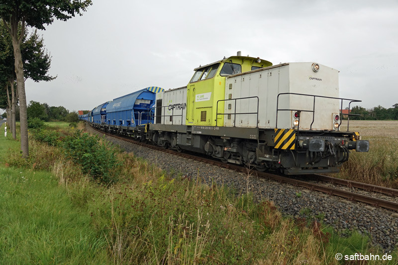 29.08.2021 | V141 erreicht mit ihrem polnischen Getreidewagen die Ortschaft Heideloh.