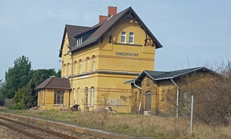 Blick auf den Bahnhof Sandersdorf im Jahre 2022