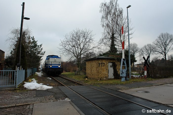 Einen Leergetreidezug holte am Mittag des 26.01.2009 die Lok 1401 der D&D Eisenbahngesellschaft im Bahnhof von Zörbig ab, welcher dort für mehrere Tage abgestellt war. 